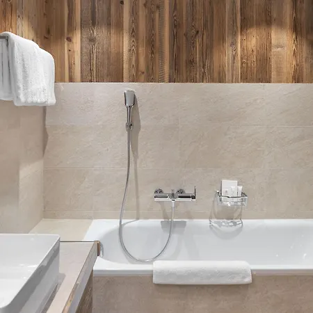 Aida Hotel & Spa - 